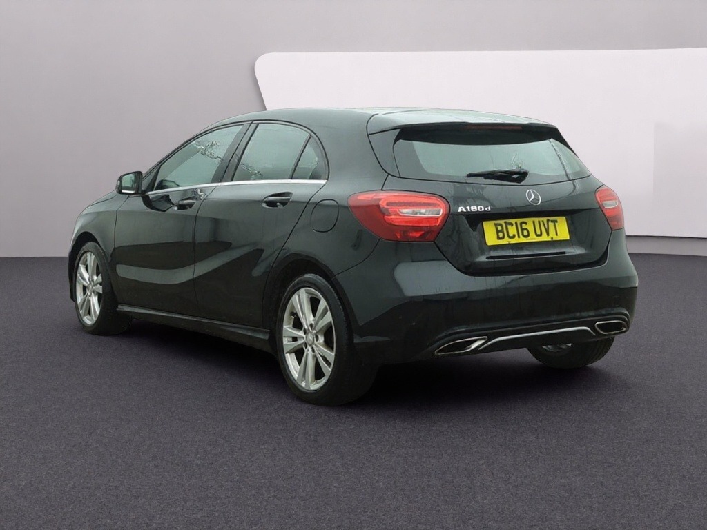 Used Mercedes-Benz A-Class 2016 for sale - 77776592: Photo 4