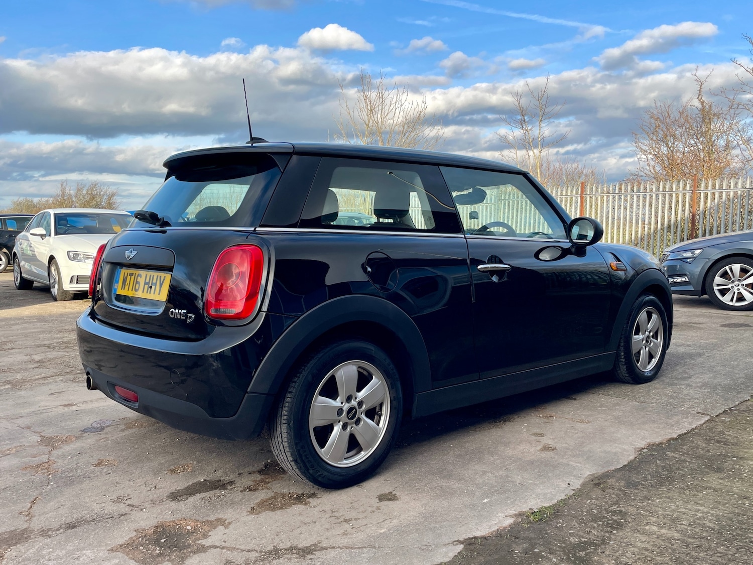 Used MINI Hatch 2016 for sale - 77653337: Photo 6