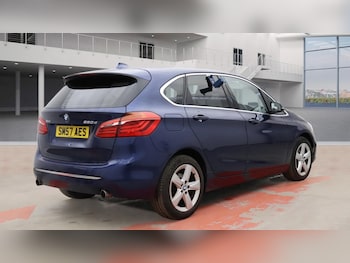 Used BMW 2 Series 2015 for sale - 77404764: Photo
