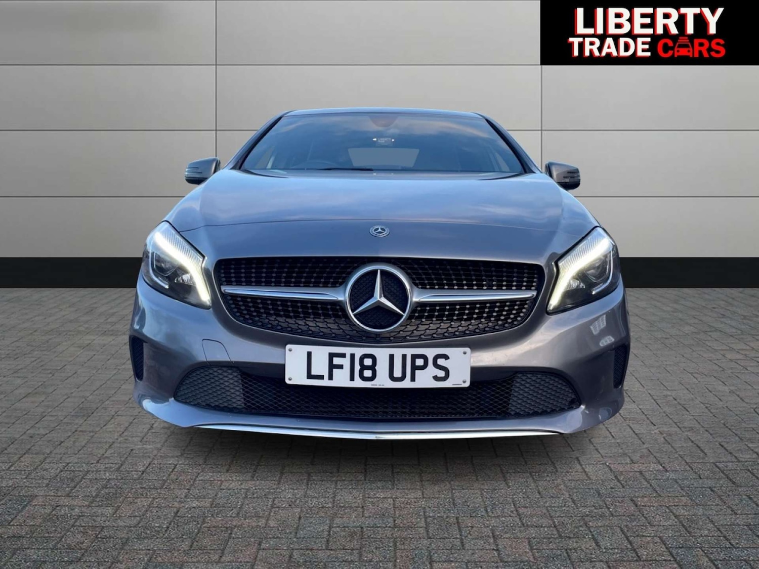 Used Mercedes-Benz A-Class 2018 for sale - 76628312: Photo 2