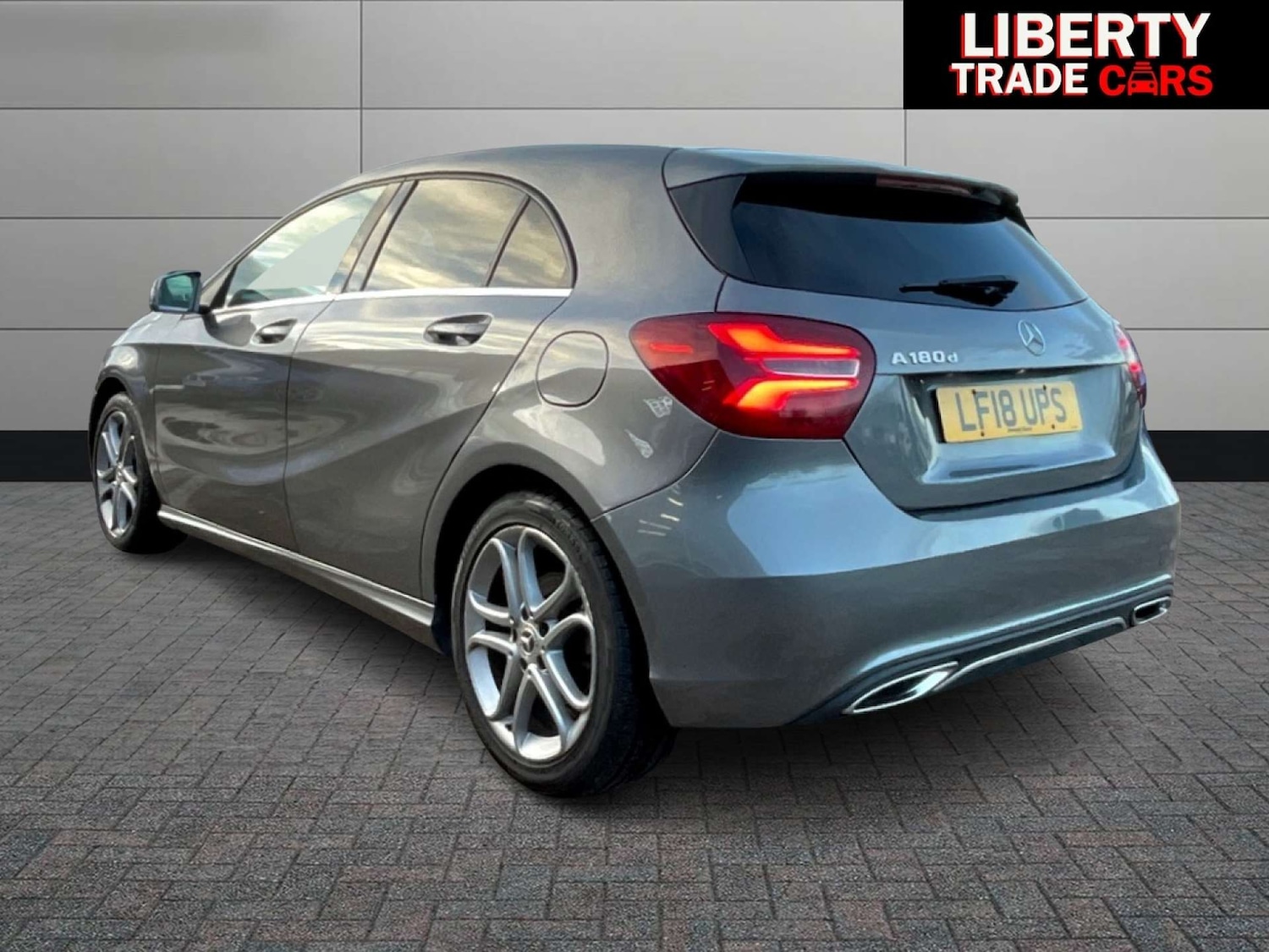 Used Mercedes-Benz A-Class 2018 for sale - 76628312: Photo 7