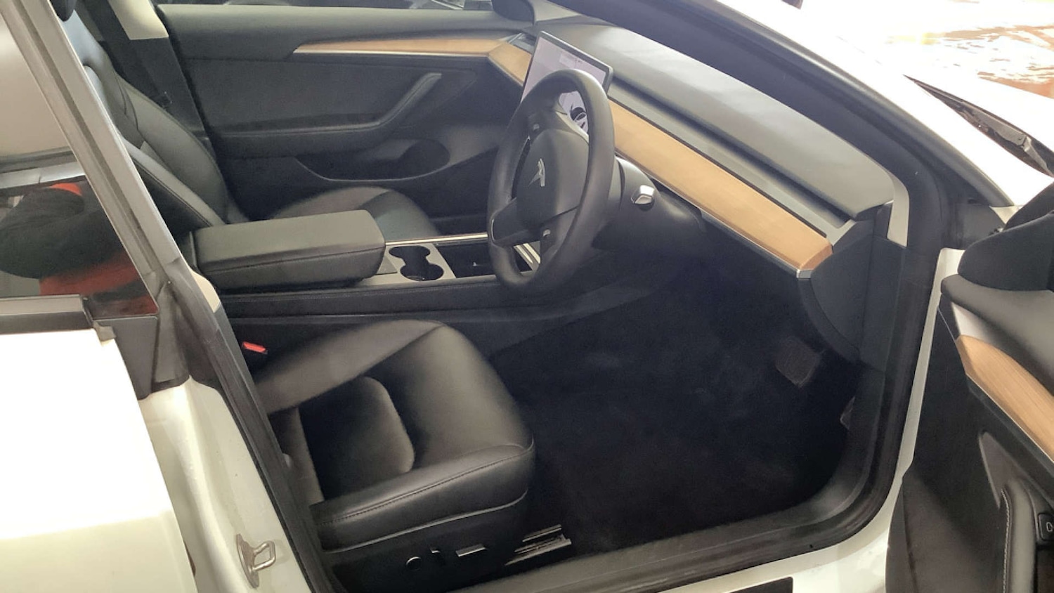 Used Tesla Model 3 2021 for sale - 76711686: Photo 6