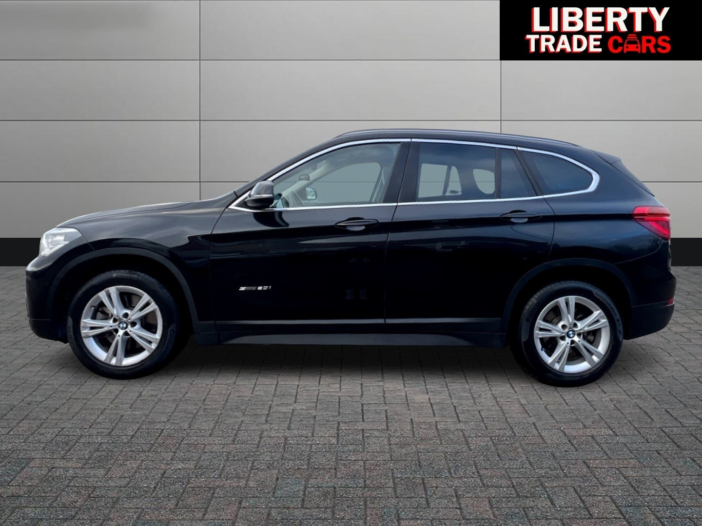 Used BMW X1 2017 for sale - 77069071: Photo 12