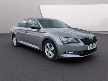 Used Skoda Superb 2019 for sale - 78313777: Photo