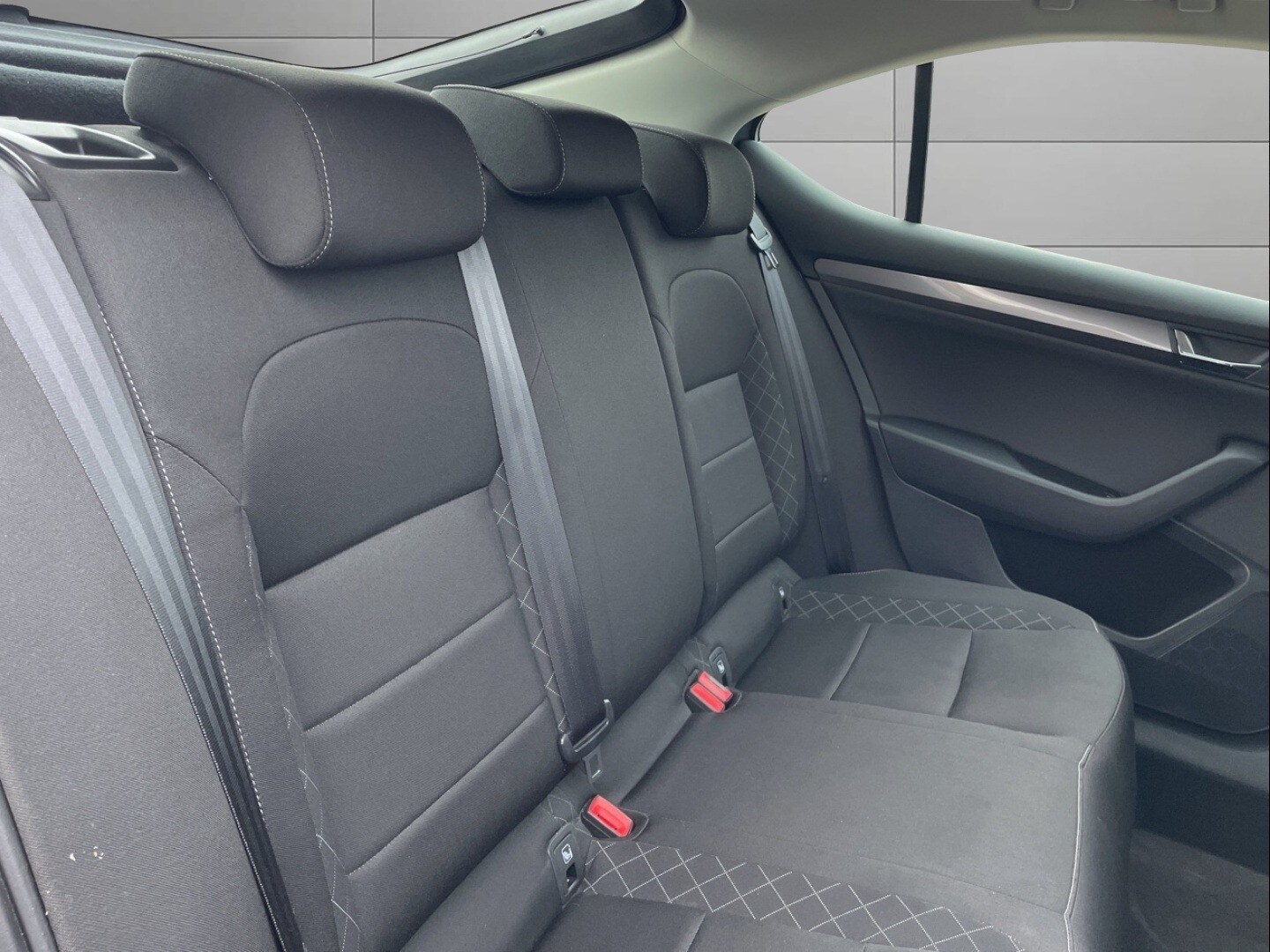 Used Skoda Superb for sale - 77326685: Photo 14