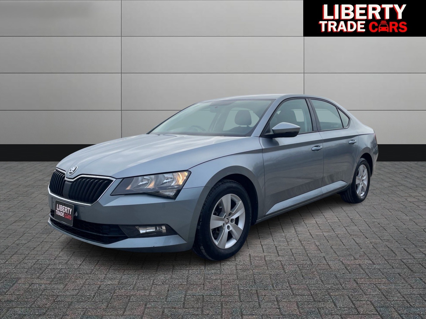 Used Skoda Superb for sale - 77326685: Photo 3