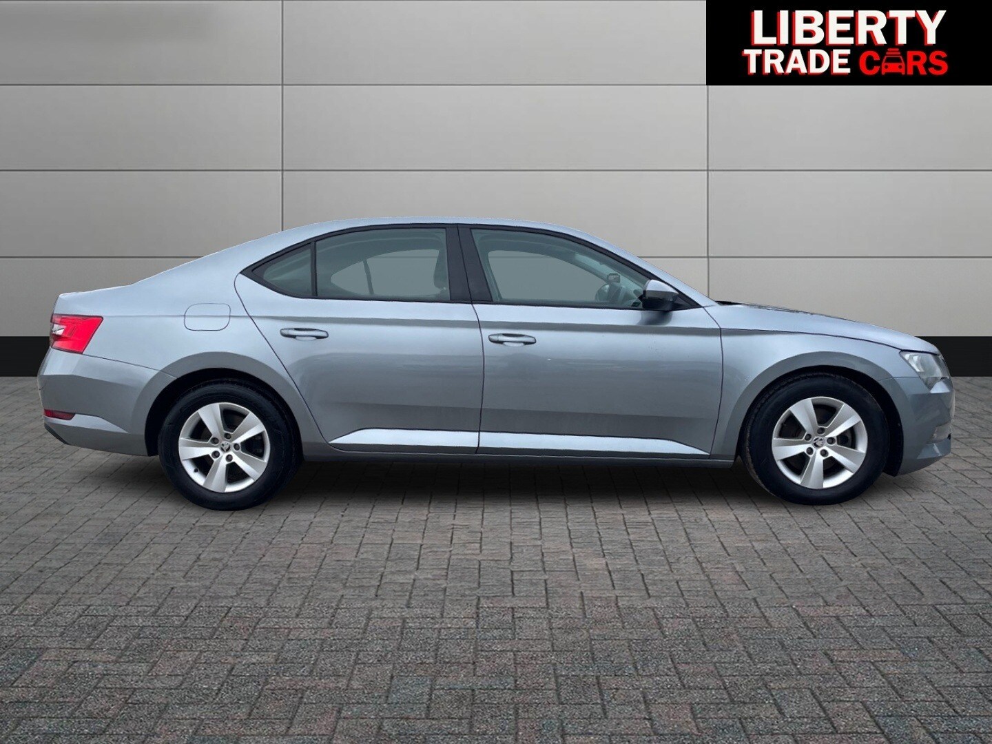 Used Skoda Superb for sale - 77326685: Photo 9