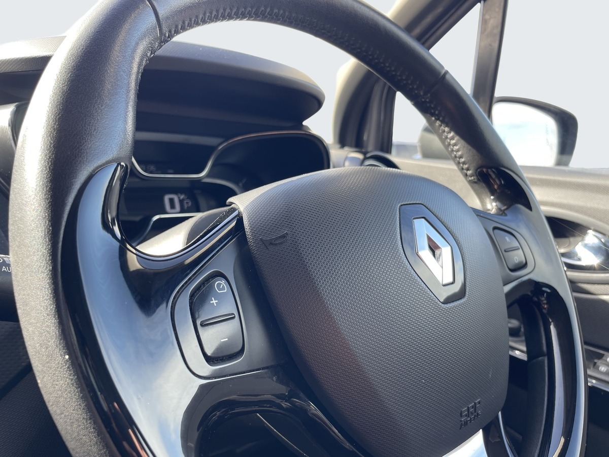 Used Renault Captur 2015 for sale - 78071045: Photo 17