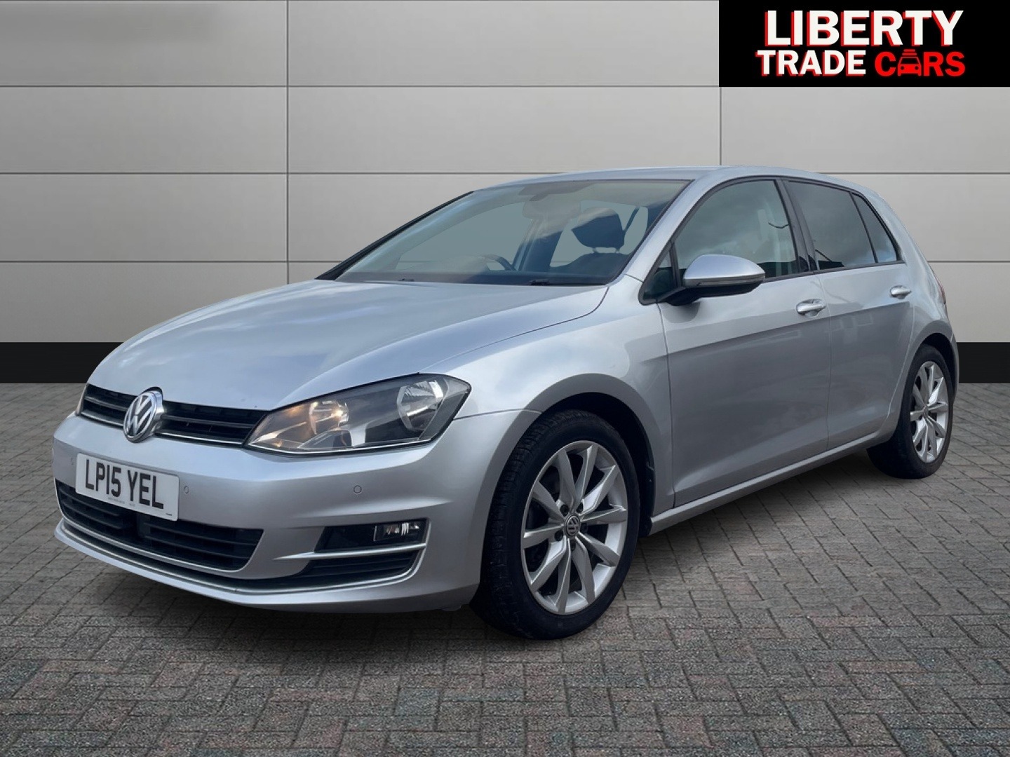 Used Volkswagen Golf 2015 for sale - 77311412: Photo 3