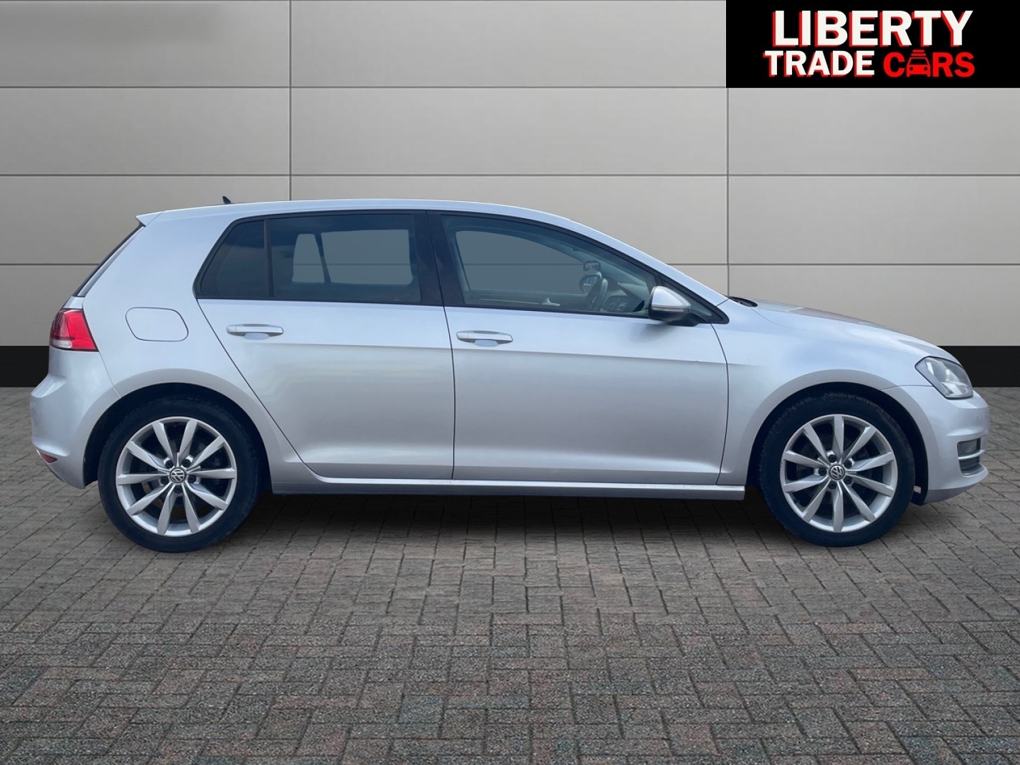 Used Volkswagen Golf 2015 for sale - 77311412: Photo 9