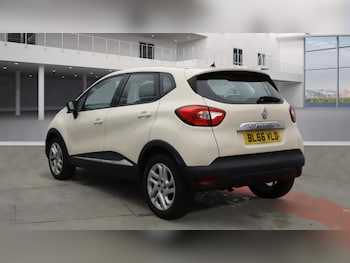Used Renault Captur 2016 for sale - 76845979: Photo