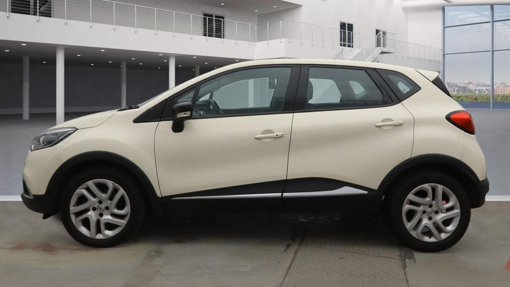 Used Renault Captur 2016 for sale - 76845979: Photo 7