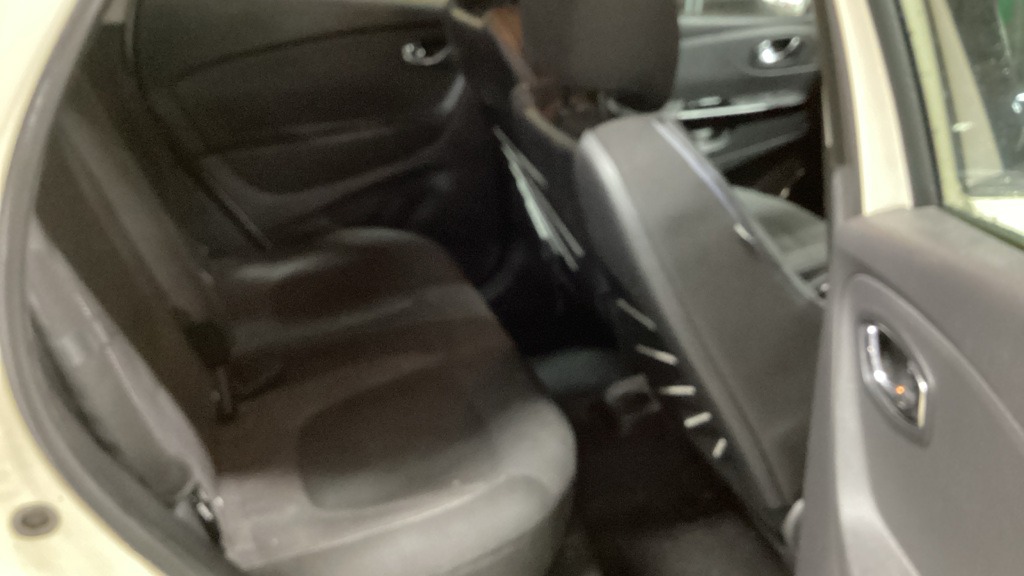 Used Renault Captur 2016 for sale - 76845979: Photo 9