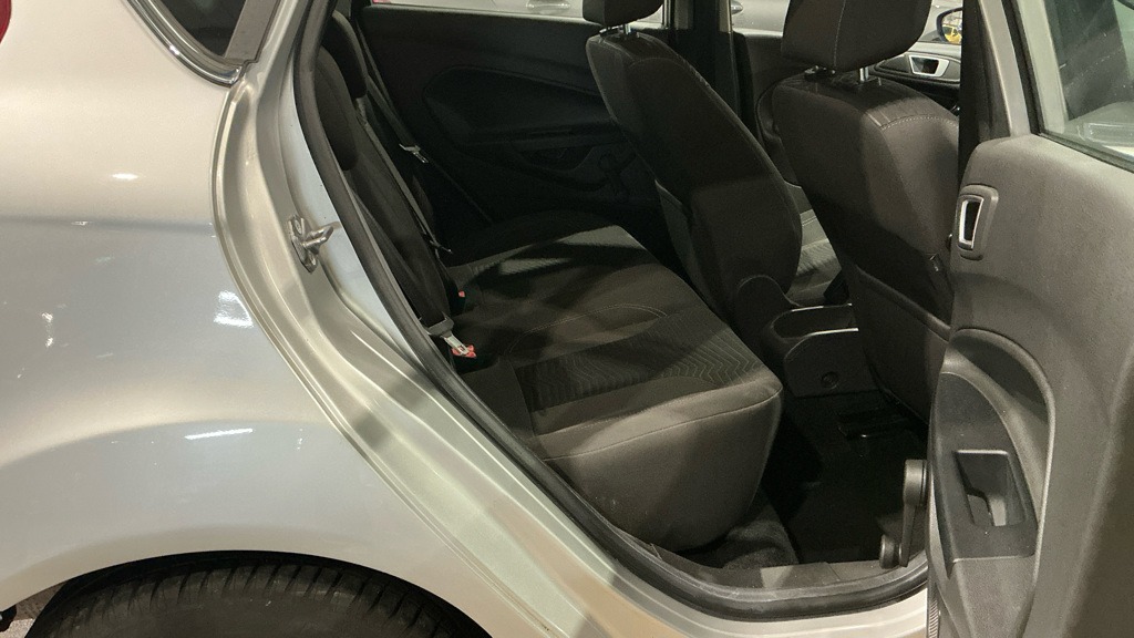 Used Ford Fiesta 2017 for sale - 77019395: Photo 9
