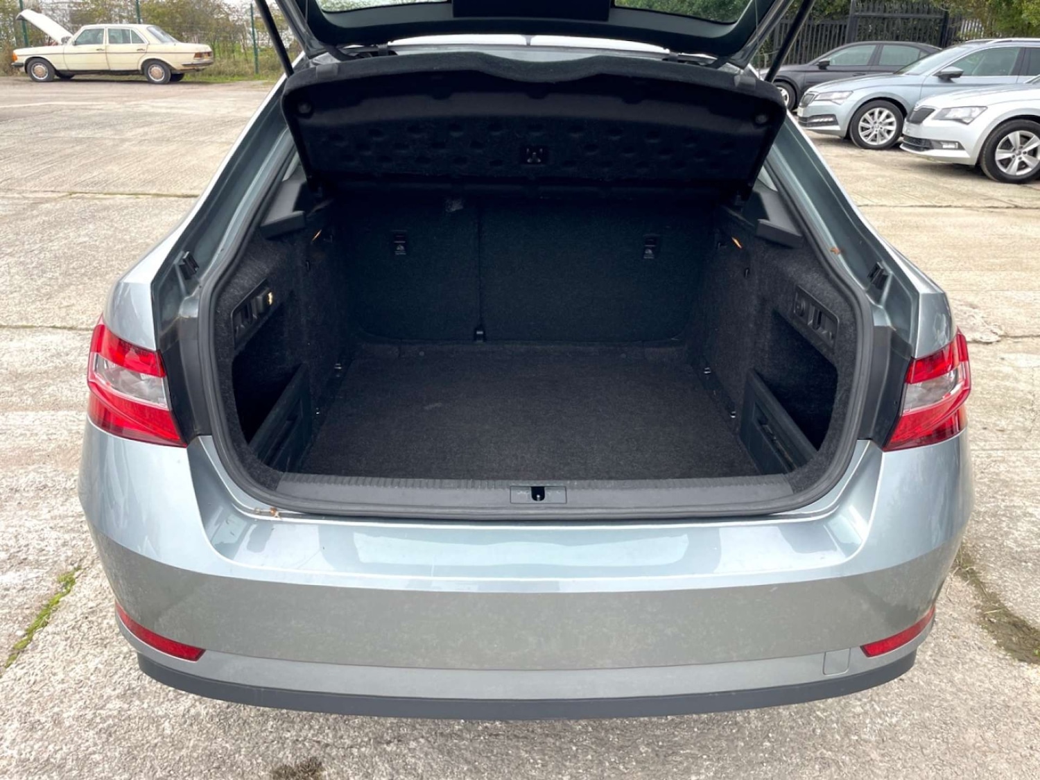 Used Skoda Superb 2025 for sale - 76628289: Photo 21