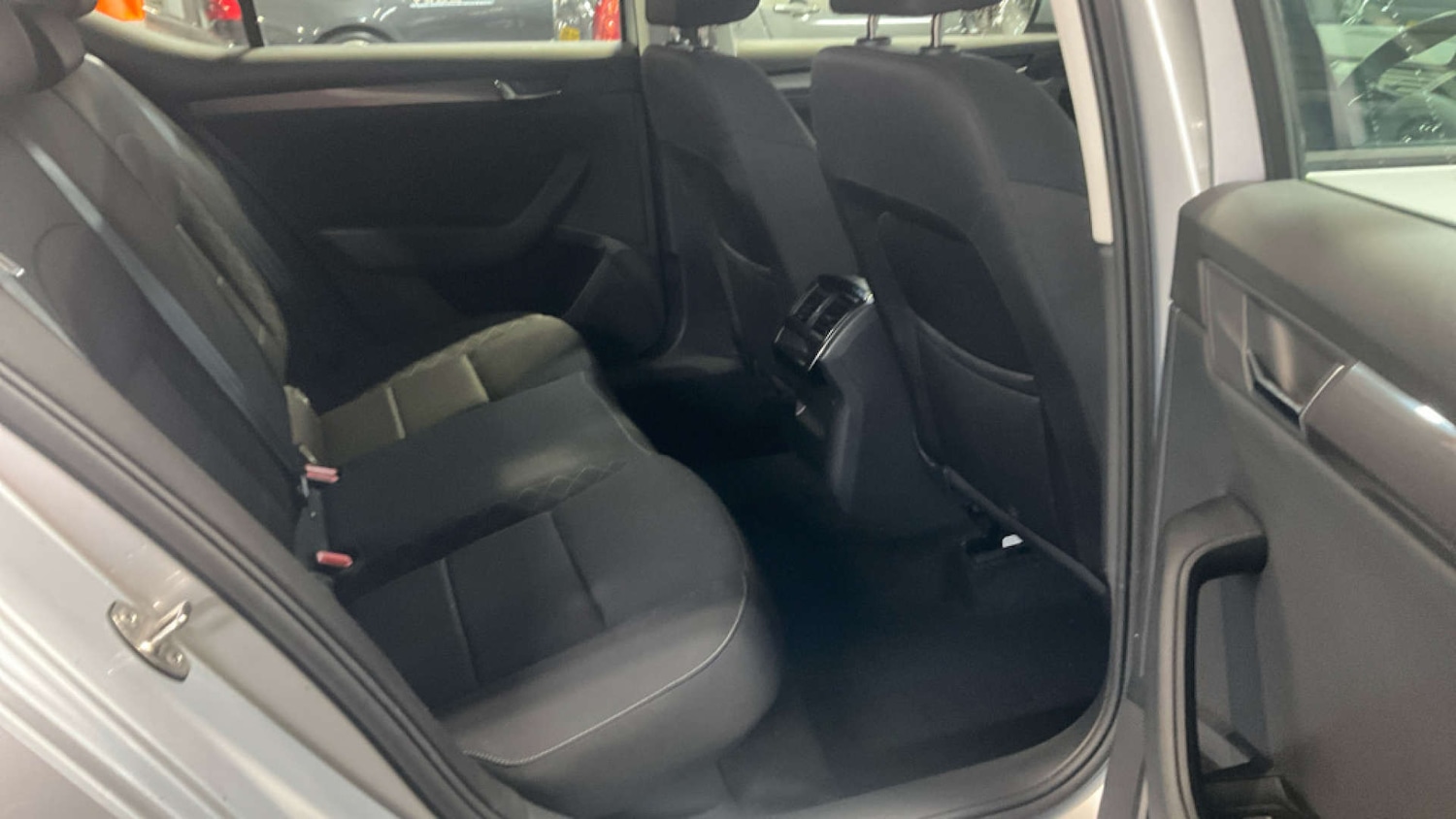 Used Skoda Superb 2018 for sale - 76739816: Photo 11