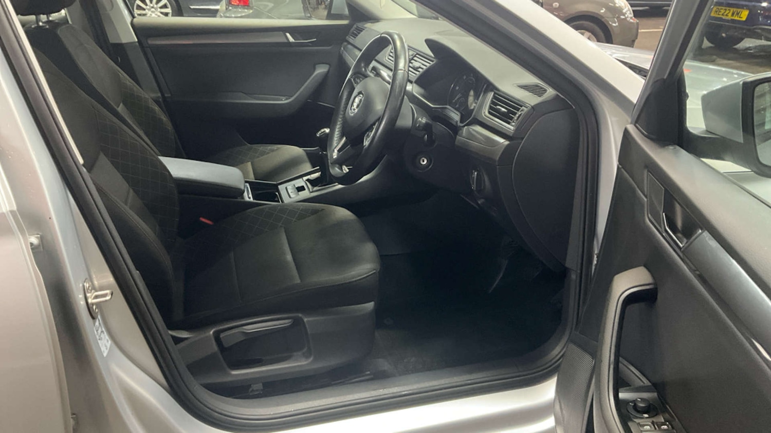 Used Skoda Superb 2018 for sale - 76739816: Photo 12