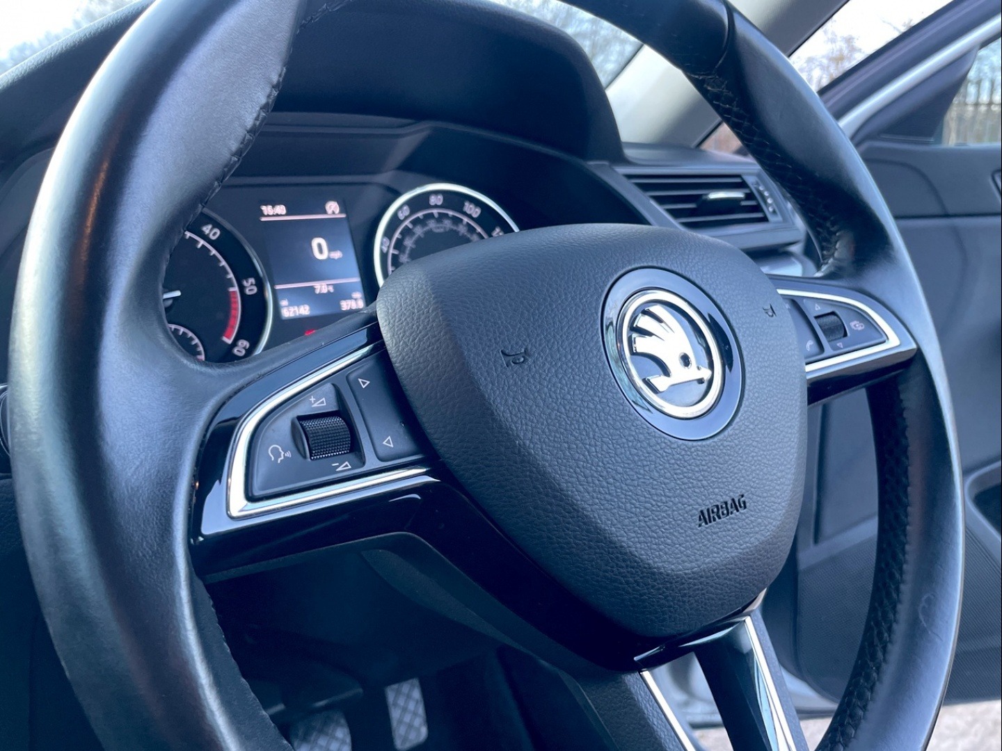 Used Skoda Superb 2018 for sale - 76739816: Photo 23