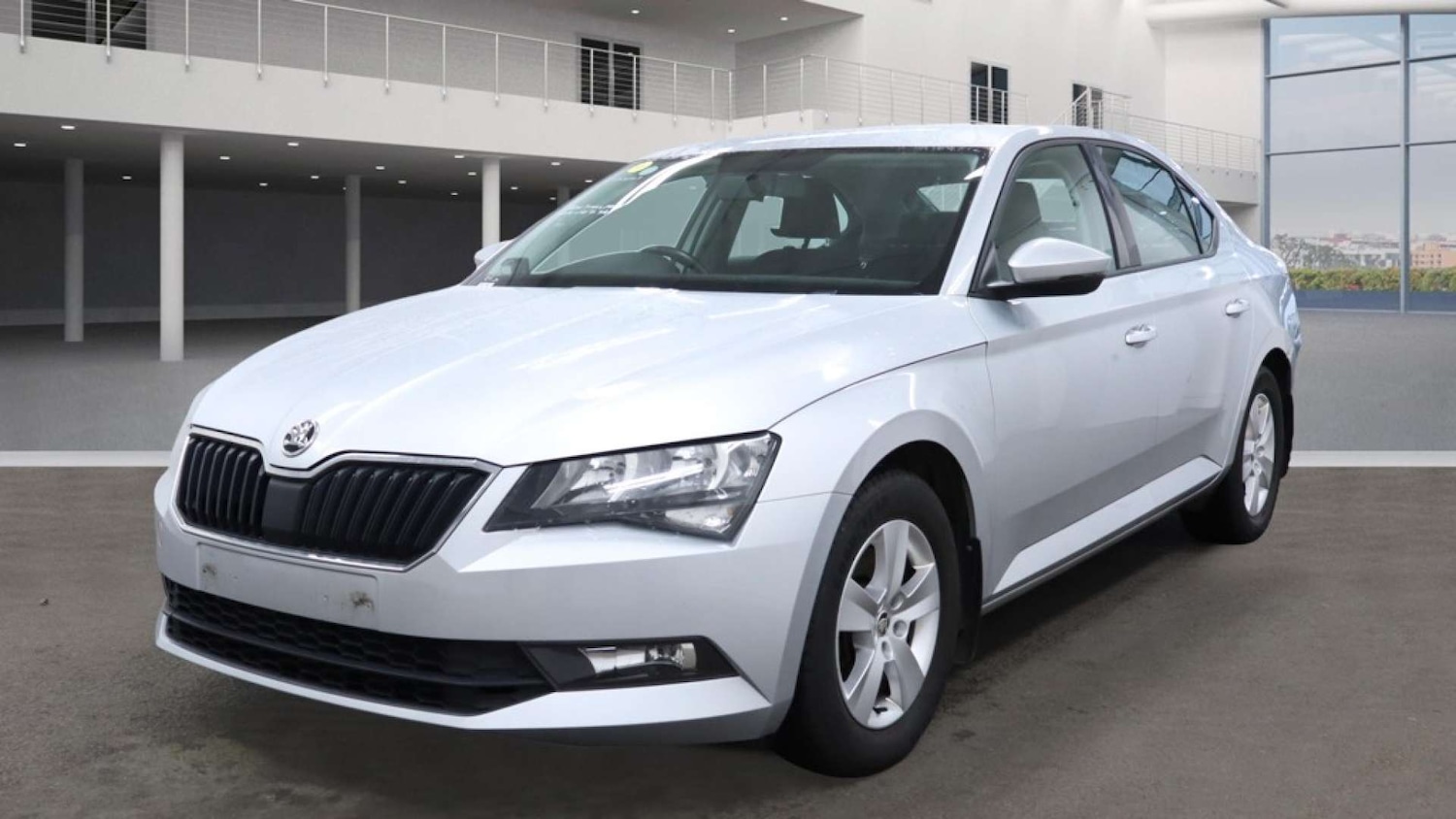 Used Skoda Superb 2018 for sale - 76739816: Photo 7