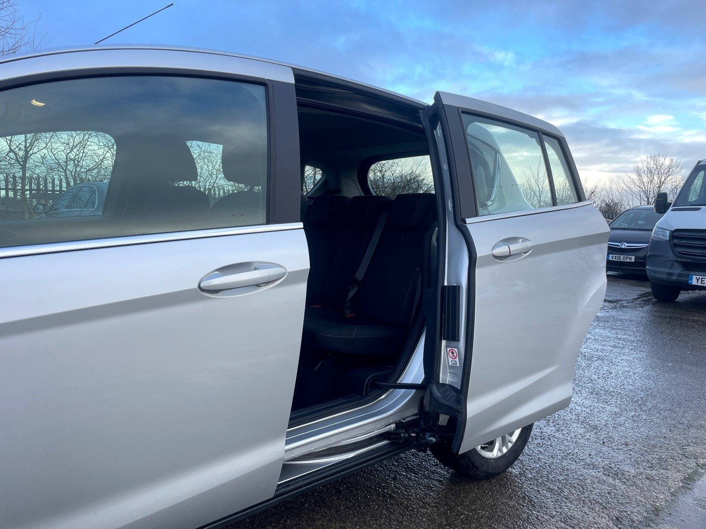 Used Ford B-MAX 2013 for sale - 76848916: Photo 12