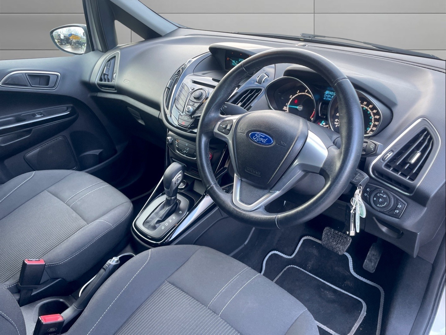 Used Ford B-MAX 2013 for sale - 76848916: Photo 14