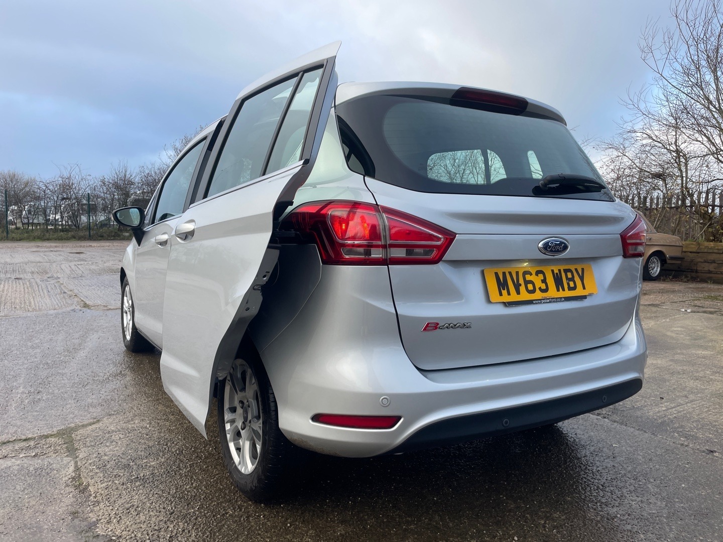 Used Ford B-MAX 2013 for sale - 76848916: Photo 16