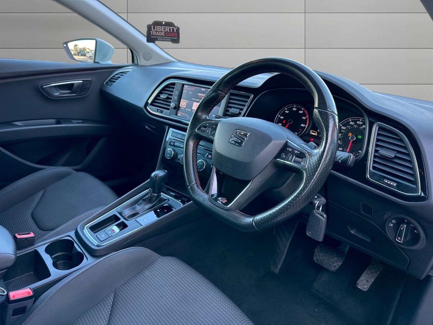 Used SEAT Leon 2017 for sale - 76628307: Photo 3