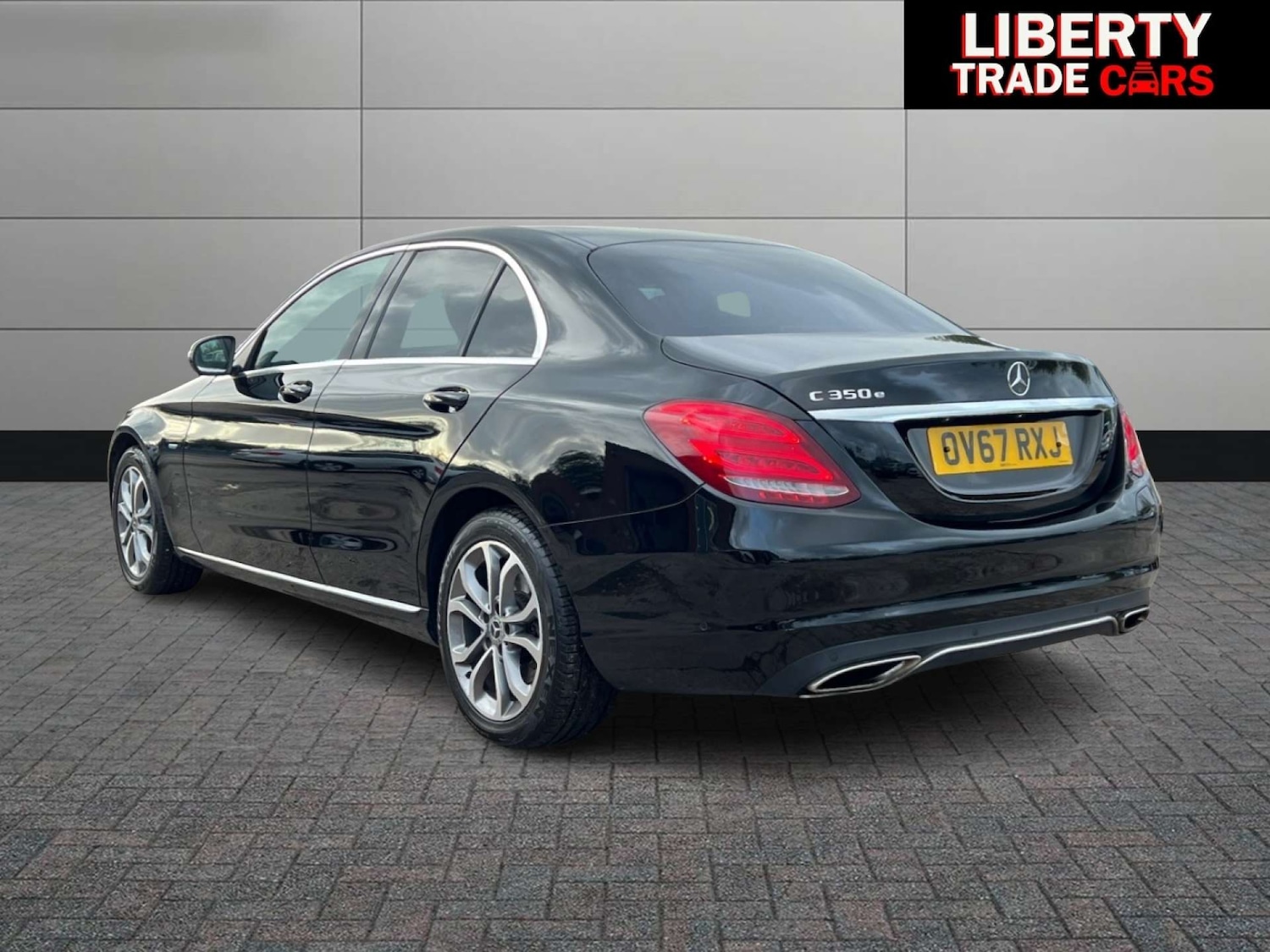 Used Mercedes-Benz C Class 2017 for sale - 76628302: Photo 10