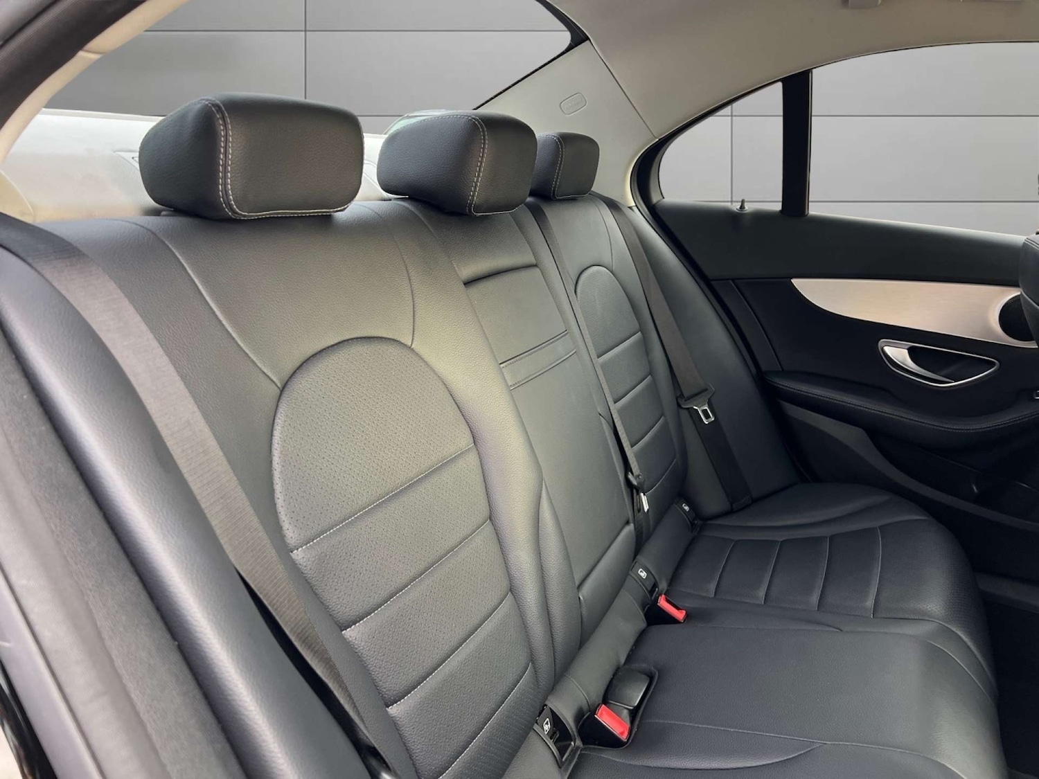 Used Mercedes-Benz C Class 2017 for sale - 76628302: Photo 13