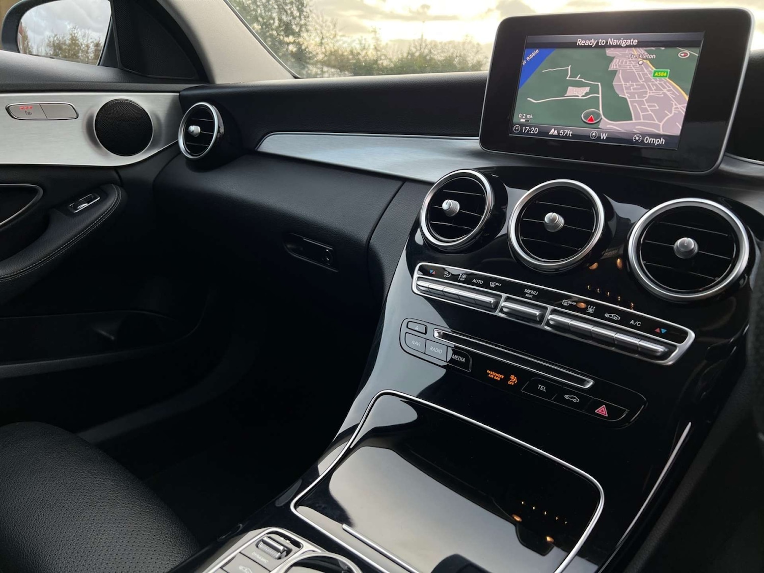 Used Mercedes-Benz C Class 2017 for sale - 76628302: Photo 15