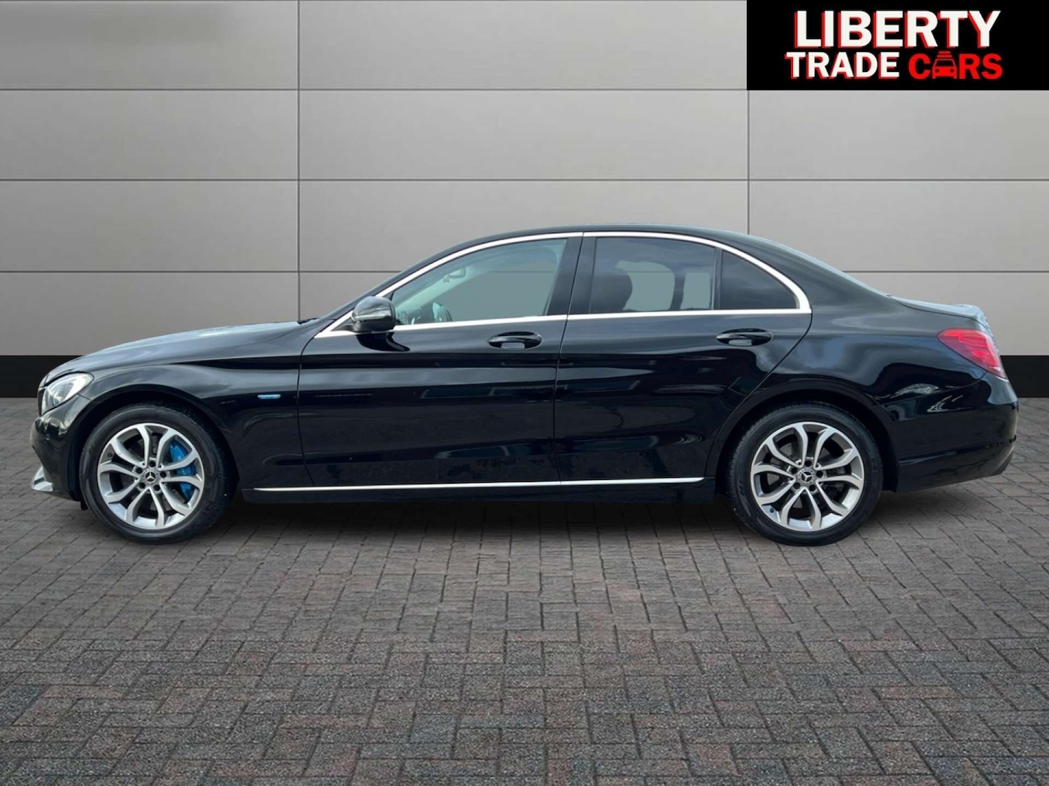 Used Mercedes-Benz C Class 2017 for sale - 76628302: Photo 9