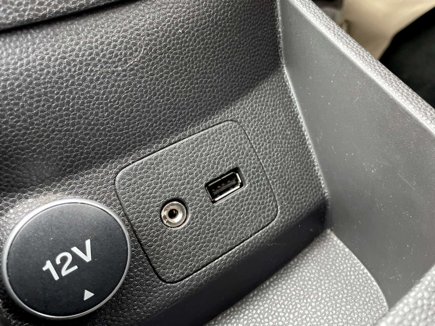 Used Ford Fiesta 2013 for sale - 76628308: Photo 20