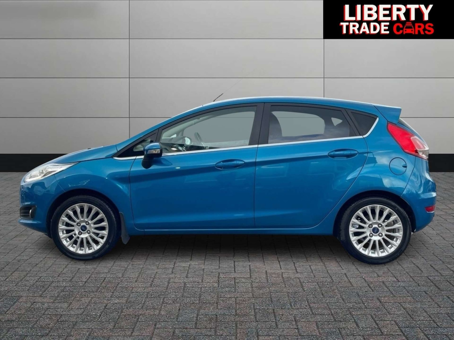 Used Ford Fiesta 2013 for sale - 76628308: Photo 5