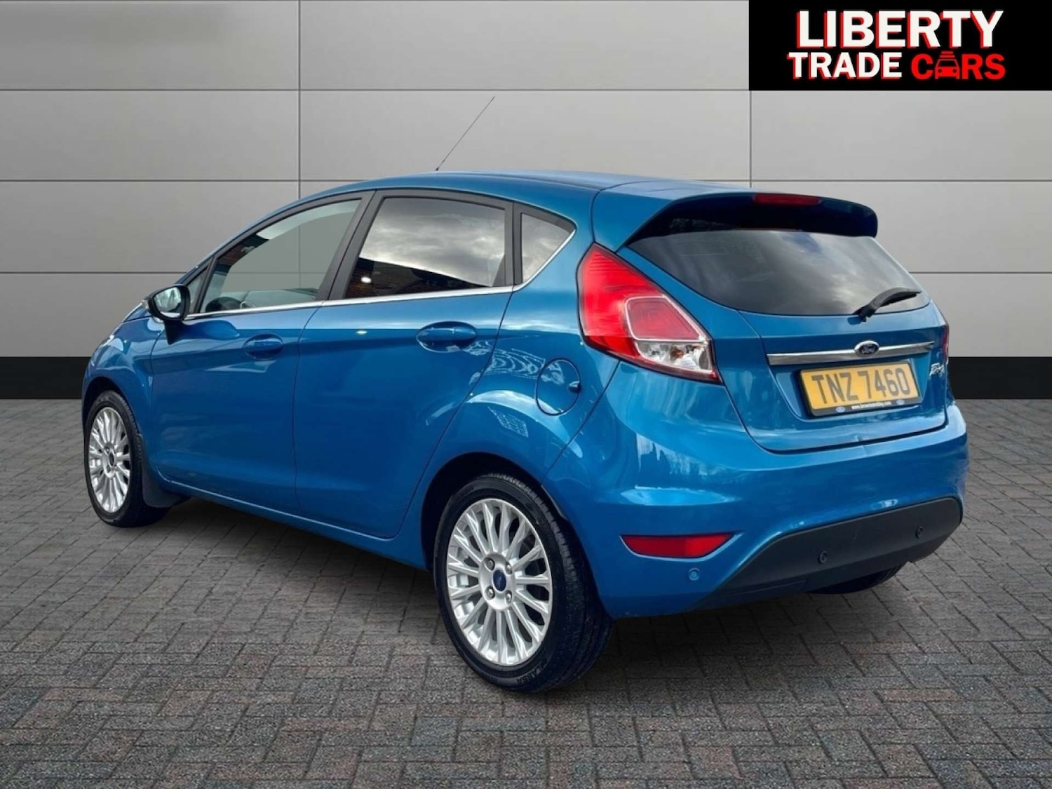 Used Ford Fiesta 2013 for sale - 76628308: Photo 7