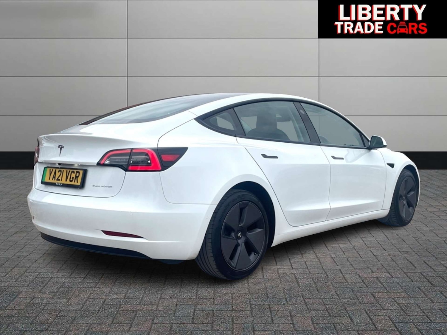 Used Tesla Model 3 2021 for sale - 76628287: Photo 11