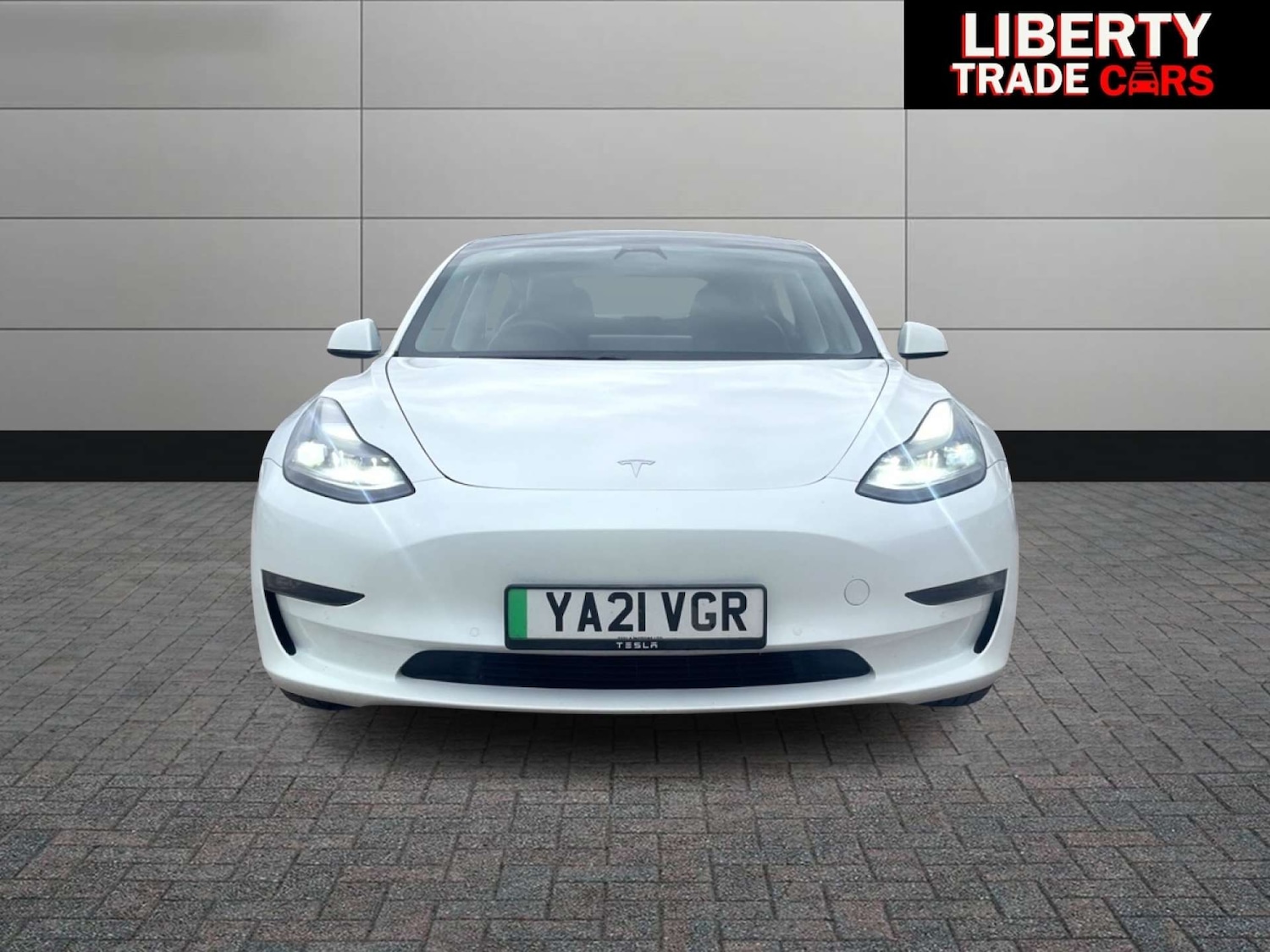Used Tesla Model 3 2021 for sale - 76628287: Photo 2