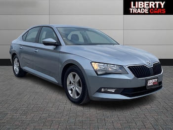 Used Skoda Superb 2019 for sale - 77087063: Photo