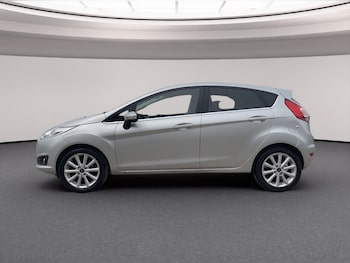 Used Ford Fiesta 2016 for sale - 79030402: Photo