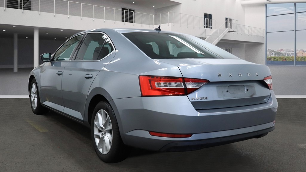 Used Skoda Superb 2020 for sale - 77019822: Photo 2