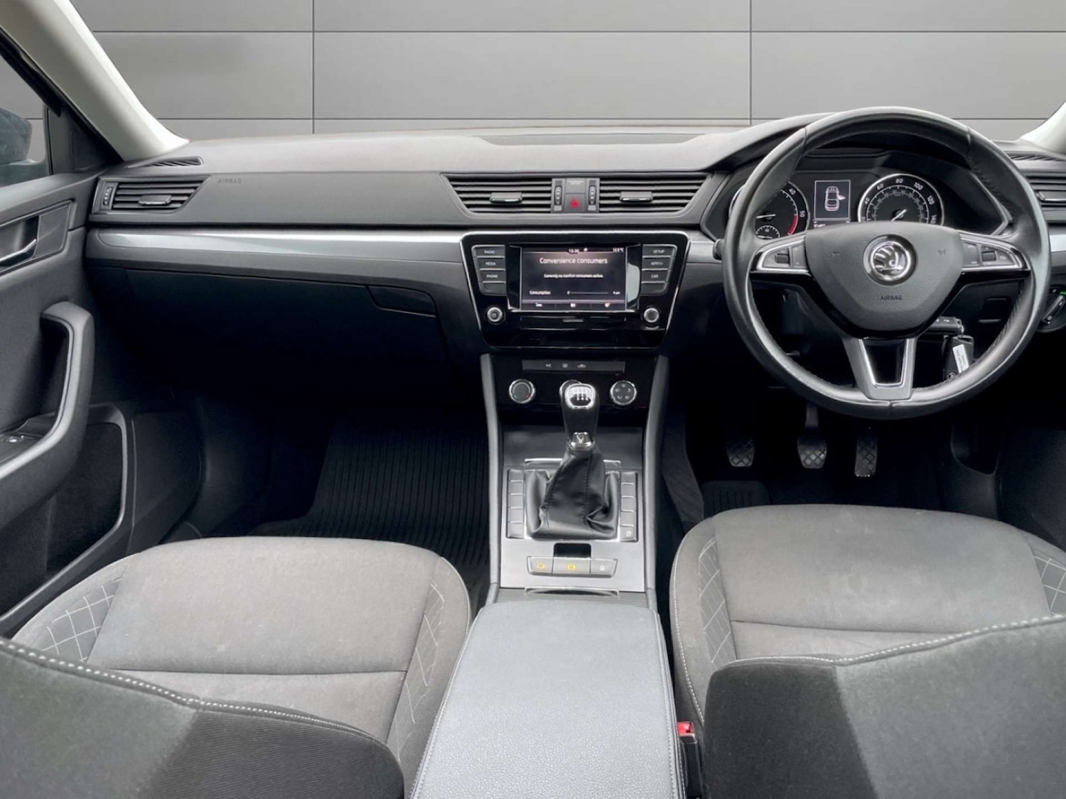 Used Skoda Superb 2025 for sale - 76628296: Photo 11