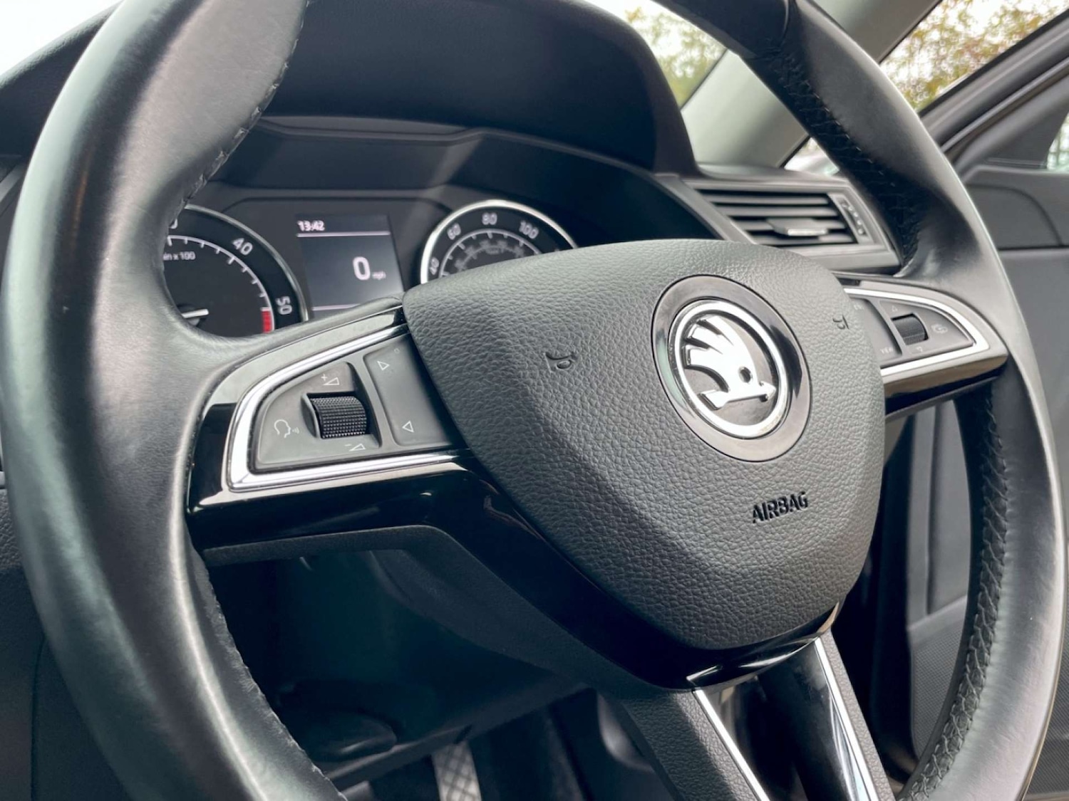 Used Skoda Superb 2025 for sale - 76628296: Photo 18