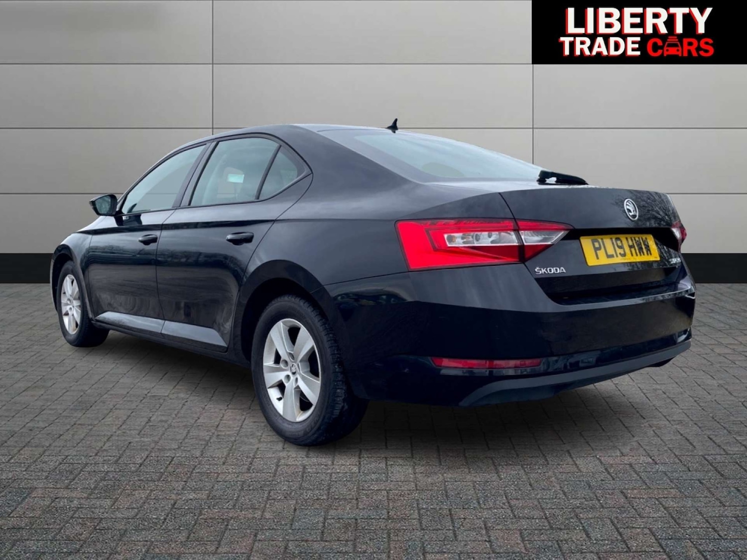 Used Skoda Superb 2025 for sale - 76628296: Photo 2