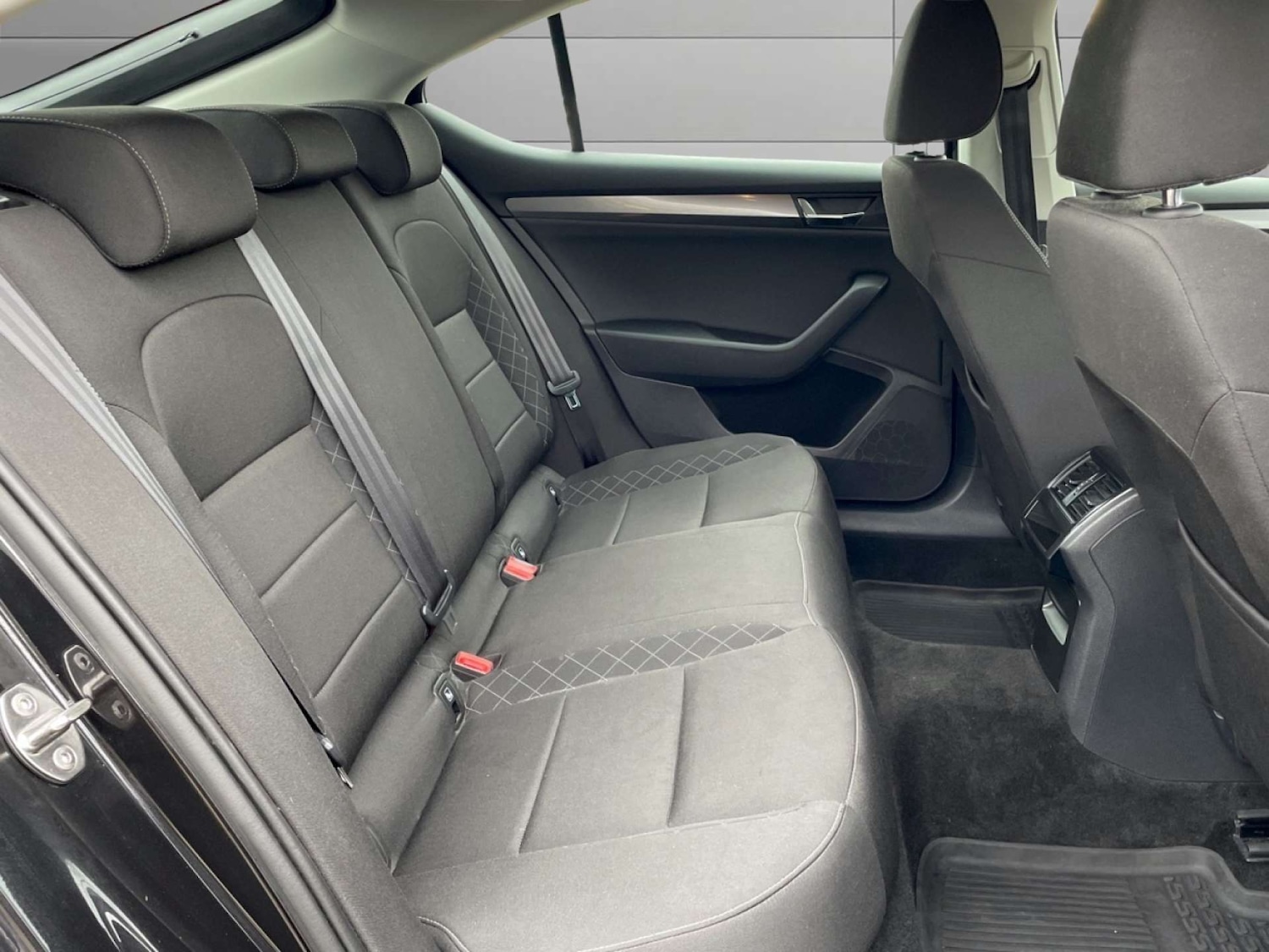 Used Skoda Superb 2025 for sale - 76628296: Photo 5