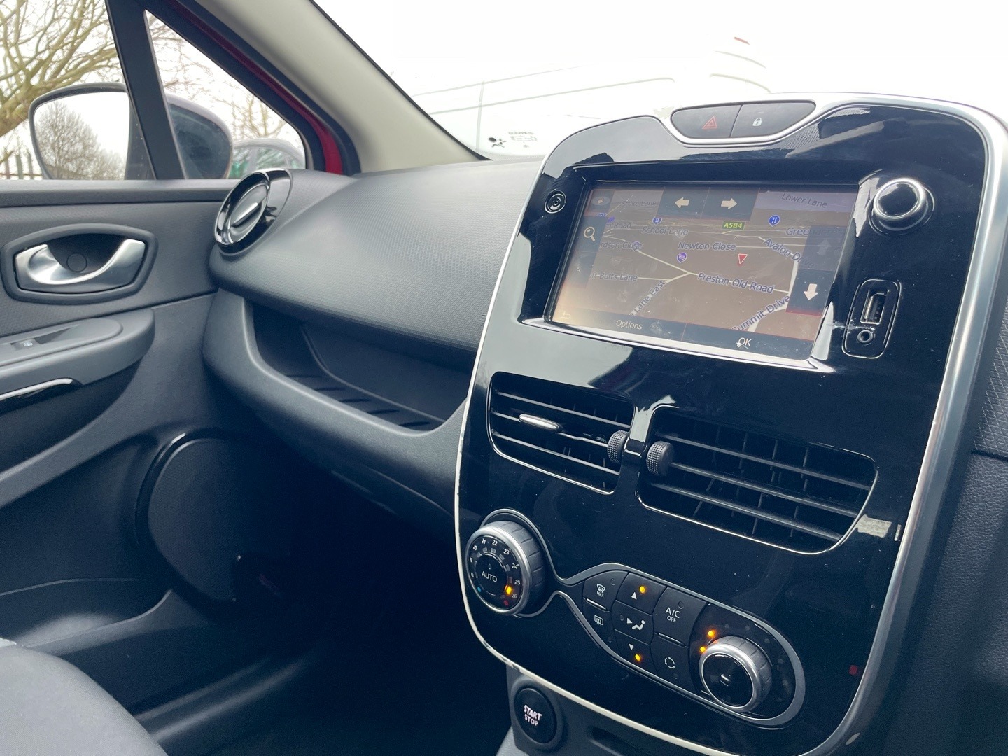 Used Renault Clio 2016 for sale - 77447697: Photo 18