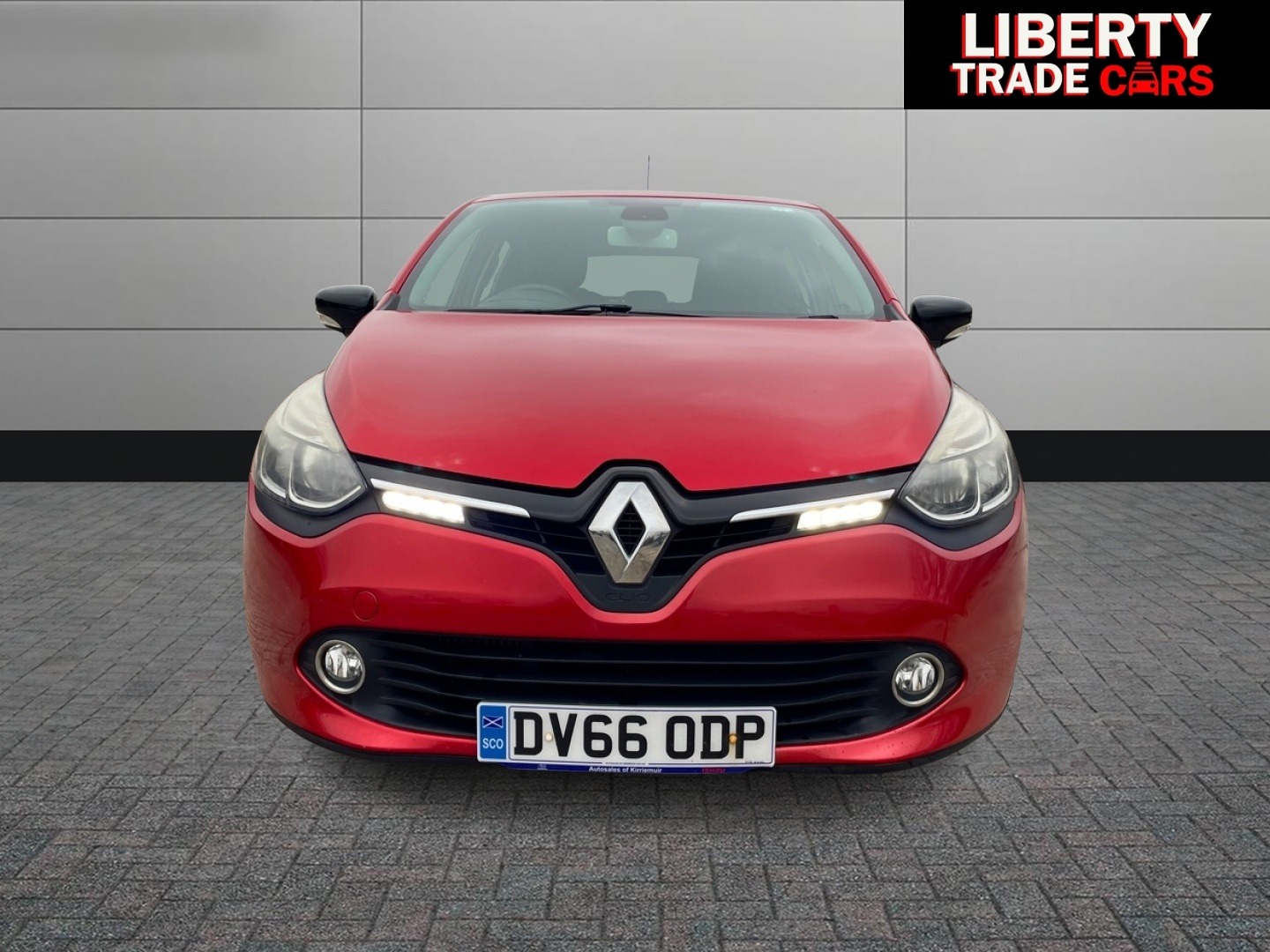 Used Renault Clio 2016 for sale - 77447697: Photo 4