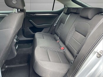 Used Skoda Superb 2025 for sale - 76628303: Photo