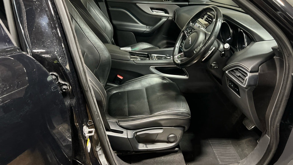 Used Jaguar F-Pace 2018 for sale - 77975583: Photo 8