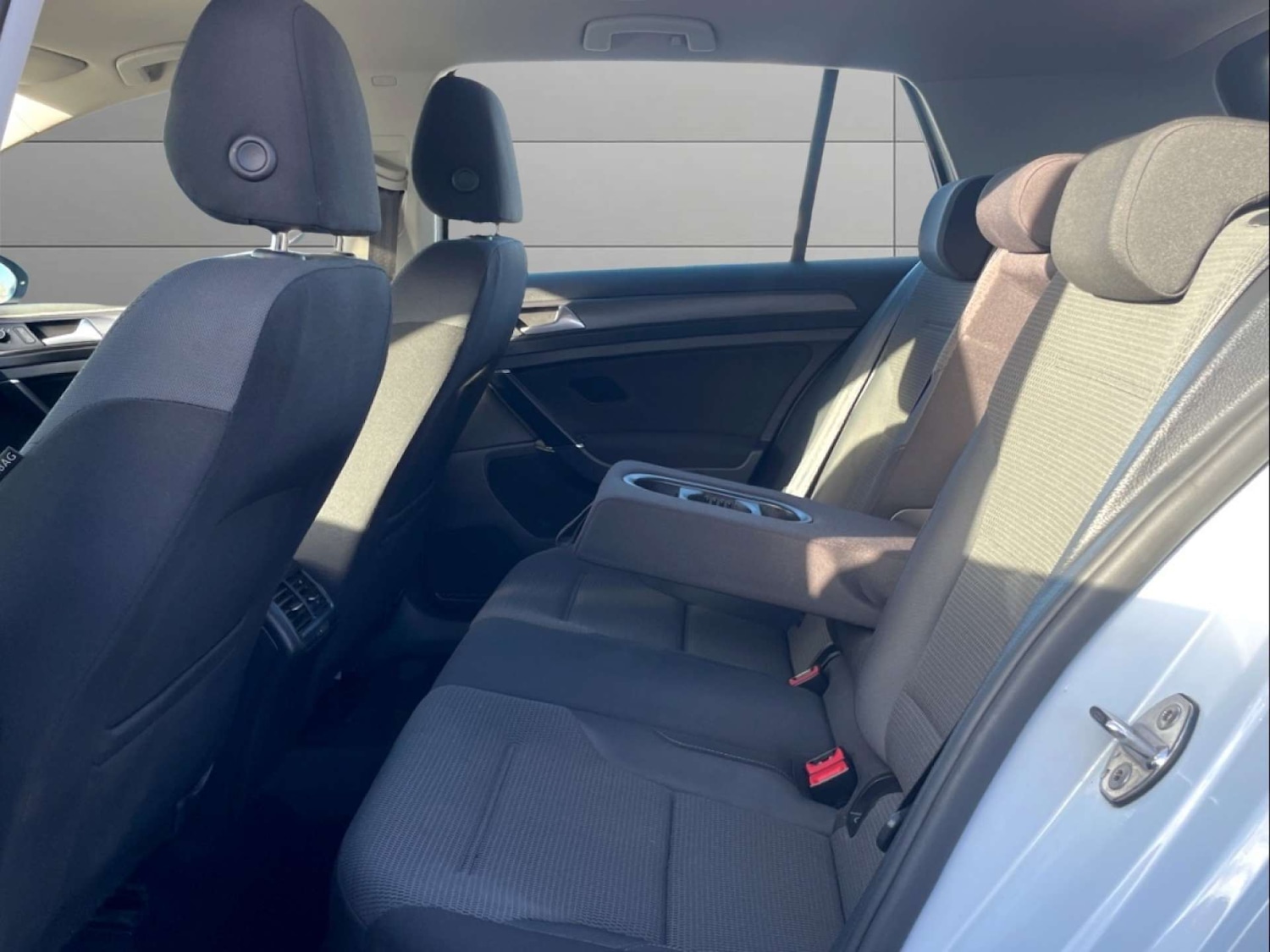 Used Volkswagen Golf 2017 for sale - 76628310: Photo 16