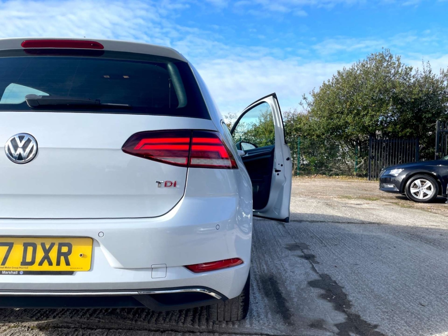 Used Volkswagen Golf 2017 for sale - 76628310: Photo 23