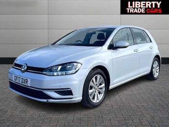 Used Volkswagen Golf 2017 for sale - 76628310: Photo